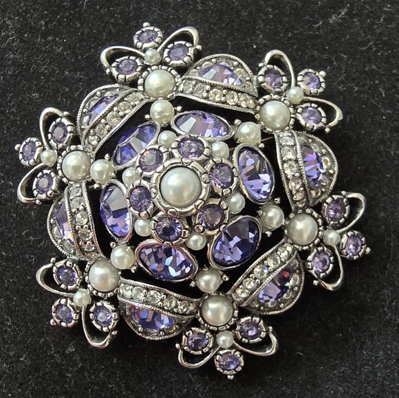 Joan Rivers collection Brooch - Picture 1 of 3